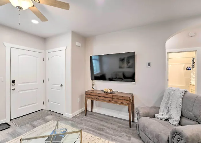 Cozy Home: Mtn Views, A/c, In Heart Of Star Valley Apartment